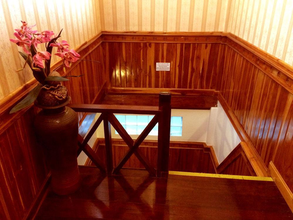 Apple Guesthouse Luang Prabang Ngoại thất bức ảnh