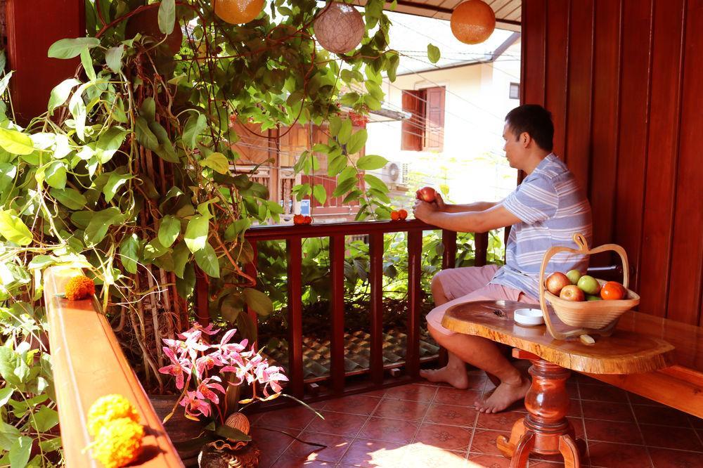 Apple Guesthouse Luang Prabang Ngoại thất bức ảnh